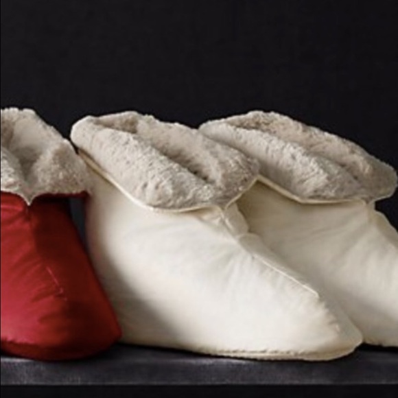 Restoration Hardware Unisex Foot Duvets NWT - Picture 2 of 3
