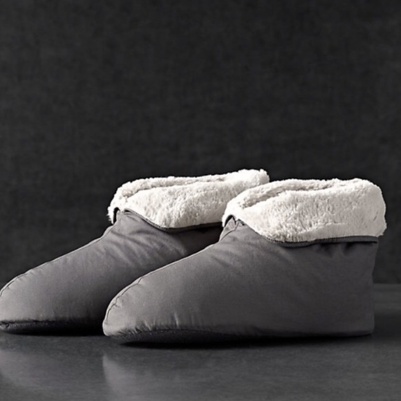 Restoration Hardware Unisex Foot Duvets NWT - Picture 3 of 3