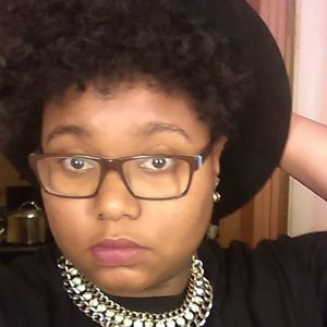 Meet your Posher, Deena