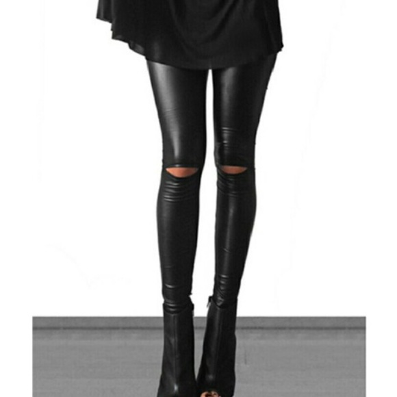 ONLY 1 LEFT!!! 🎉Host Pick🎉 Faux Leather Leggings - Picture 2 of 3