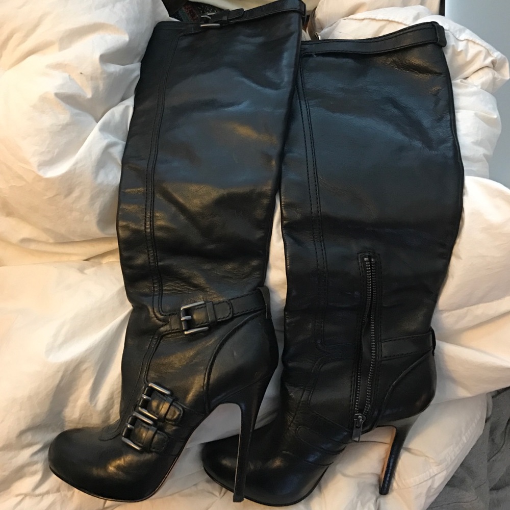 Size 7 coach leather boots