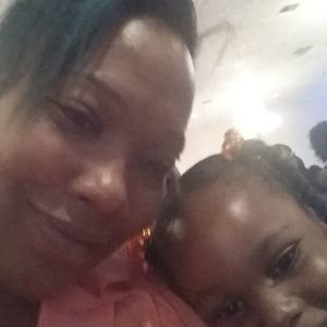 Meet your Posher, Denise