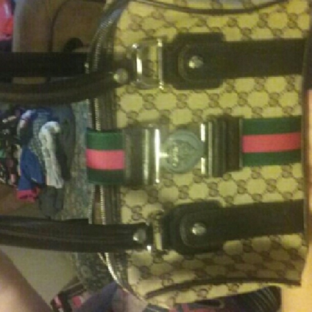 Gucci purse