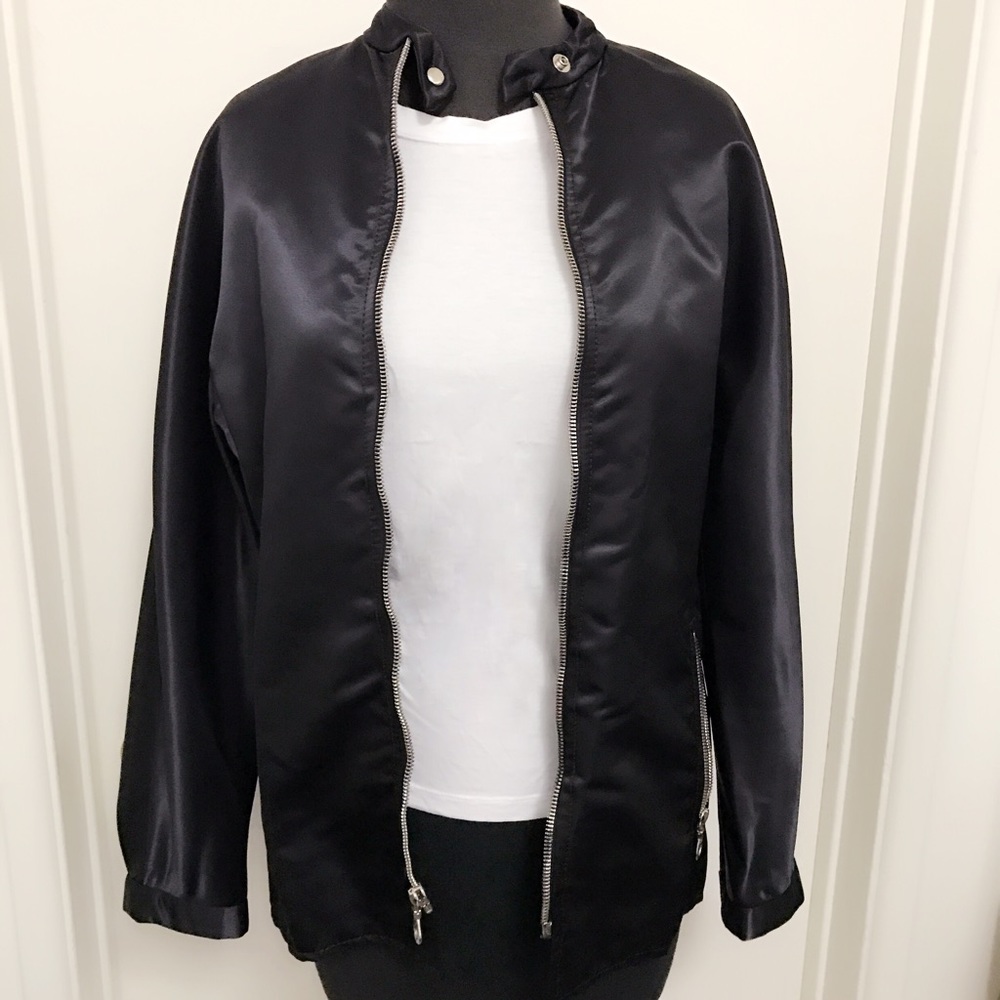 Bomber jacket