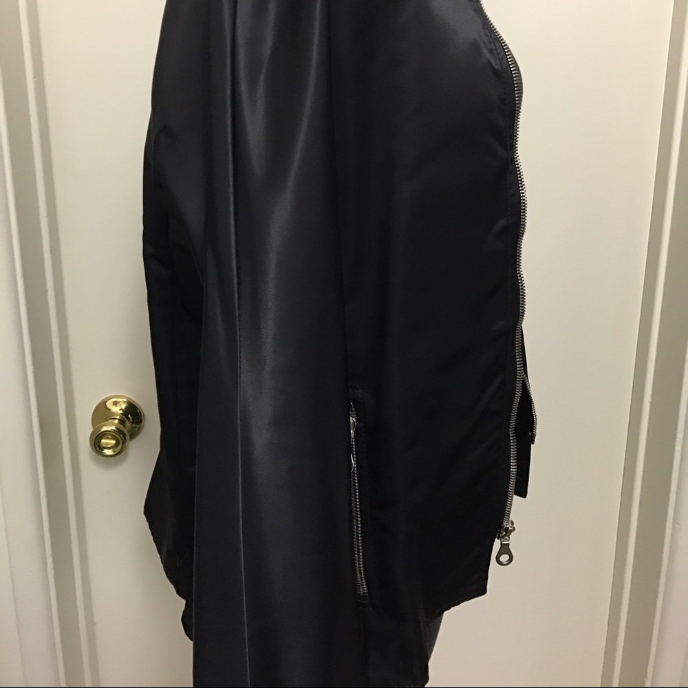 Bomber jacket - Picture 2 of 4