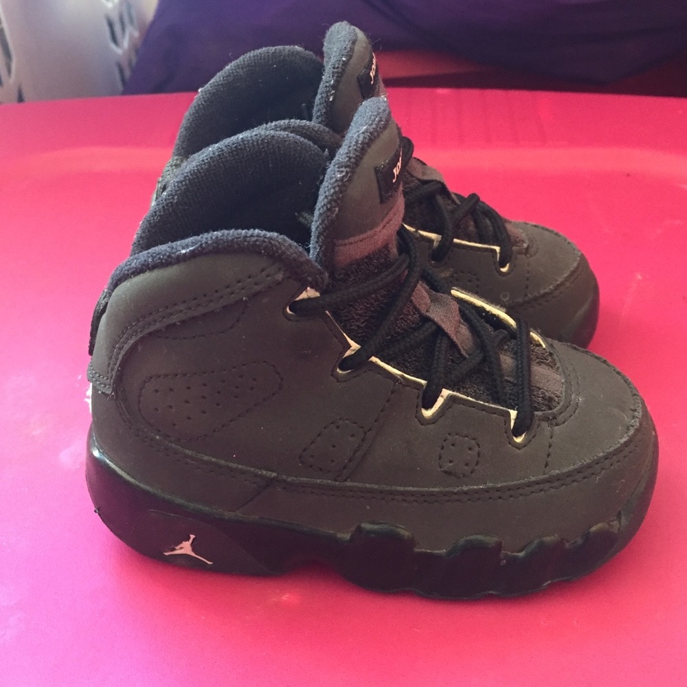 Jordan's 5c grey & black