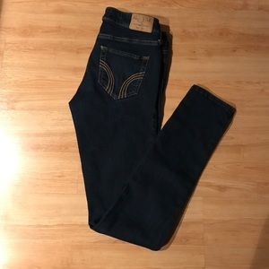 Hollister skinny jeans !