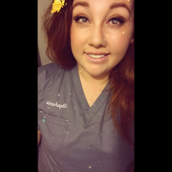 ✨👑 Meet your Posher 👑✨ - Picture 2 of 4