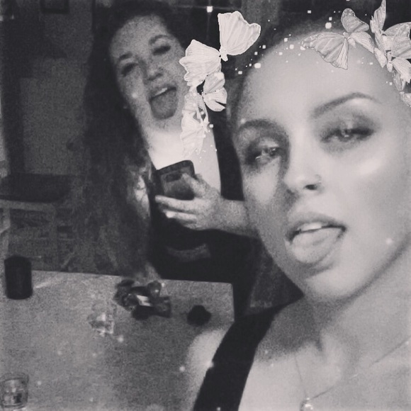 ✨👑 Meet your Posher 👑✨ - Picture 3 of 4