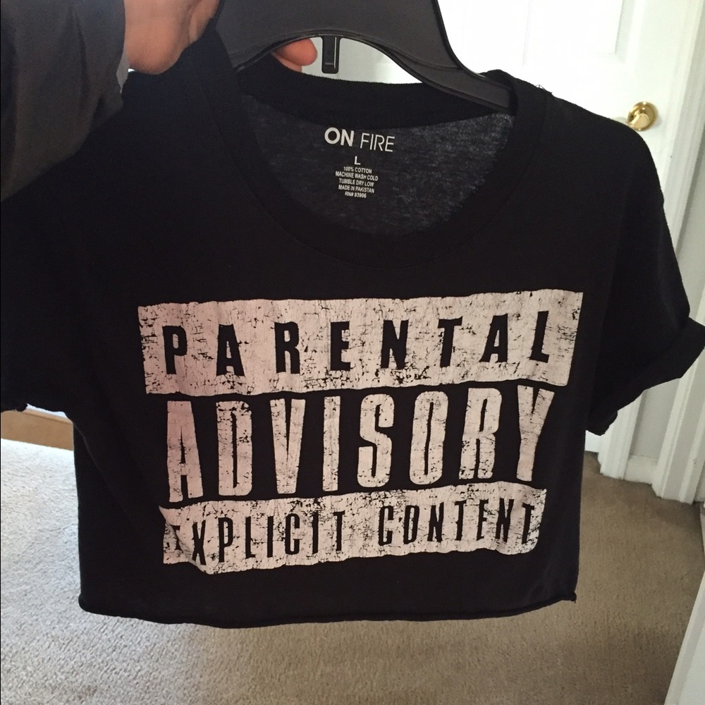Graphic Crop Top