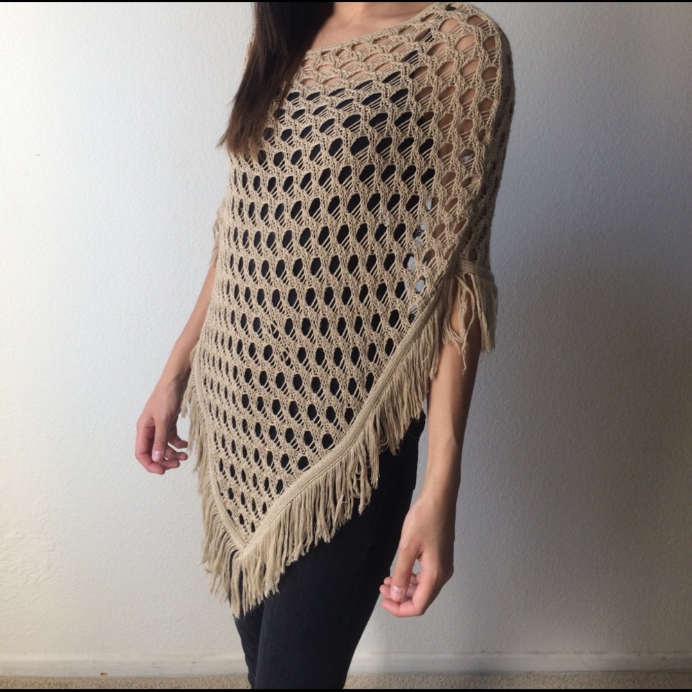 Tan Poncho