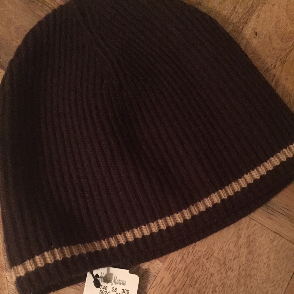 New Neiman Marcus beanie