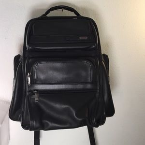 ❤️TUMI ALPHA COMPACT LAPTOP BRIEF BACKPACK 🎒 ❤️