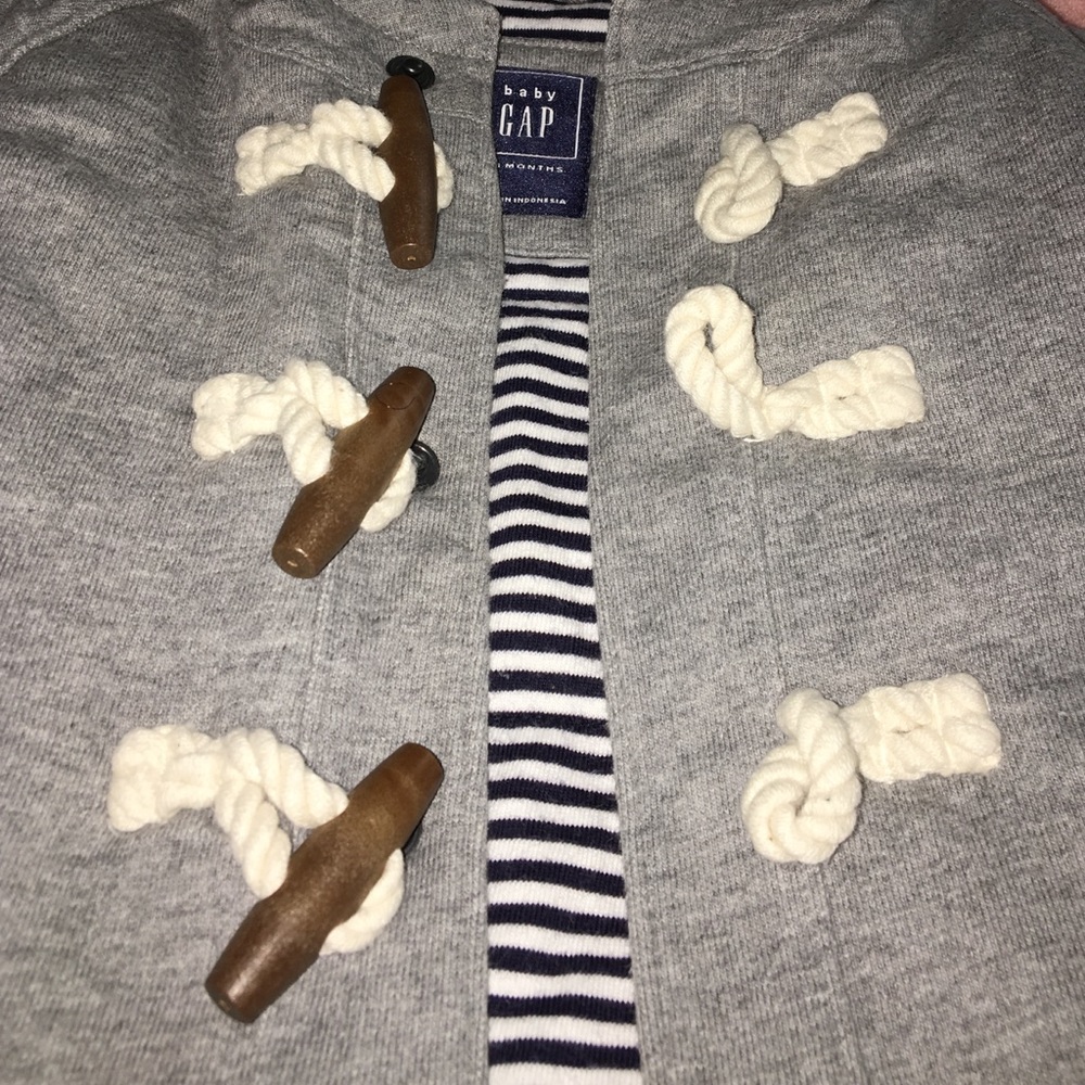Baby gap jacket - Picture 2 of 3