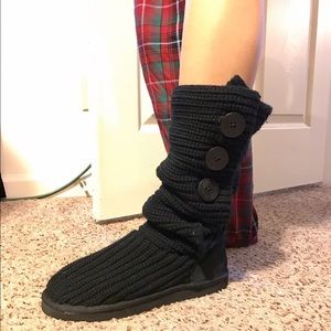 Black Classic Cardy Ugg Boots