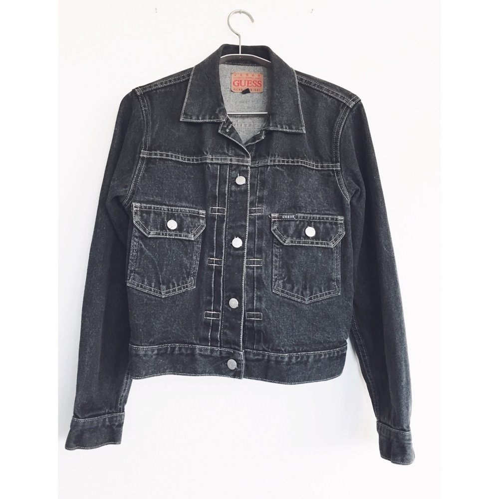 🛑SOLD🛑Black guess jean jacket