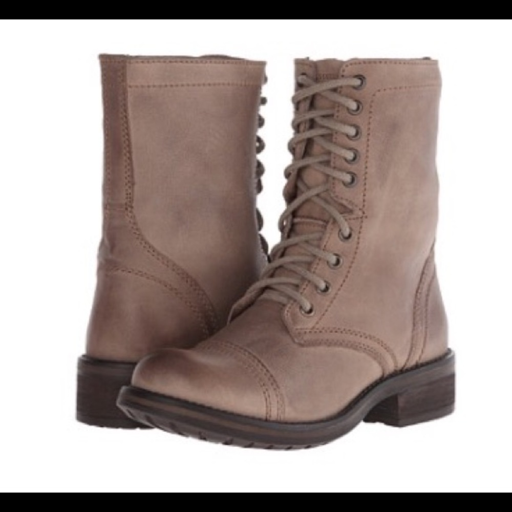 Steve Madden Troopa 2-0