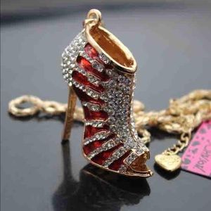 💋💄👠Betsy Johnson Red Crystal High Heeled Shoe👠