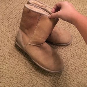 UGG short boots
