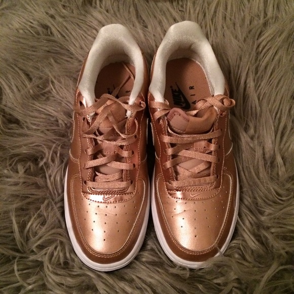 SOLD Rose Gold Nike Air Force 1 - Picture 2 of 4