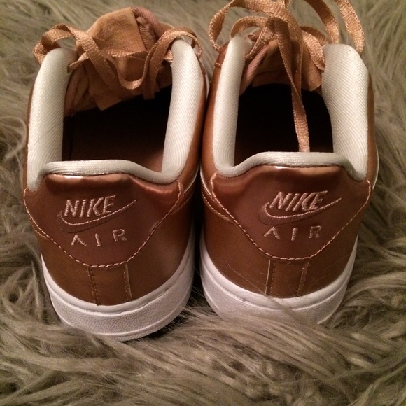 SOLD Rose Gold Nike Air Force 1 - Picture 3 of 4