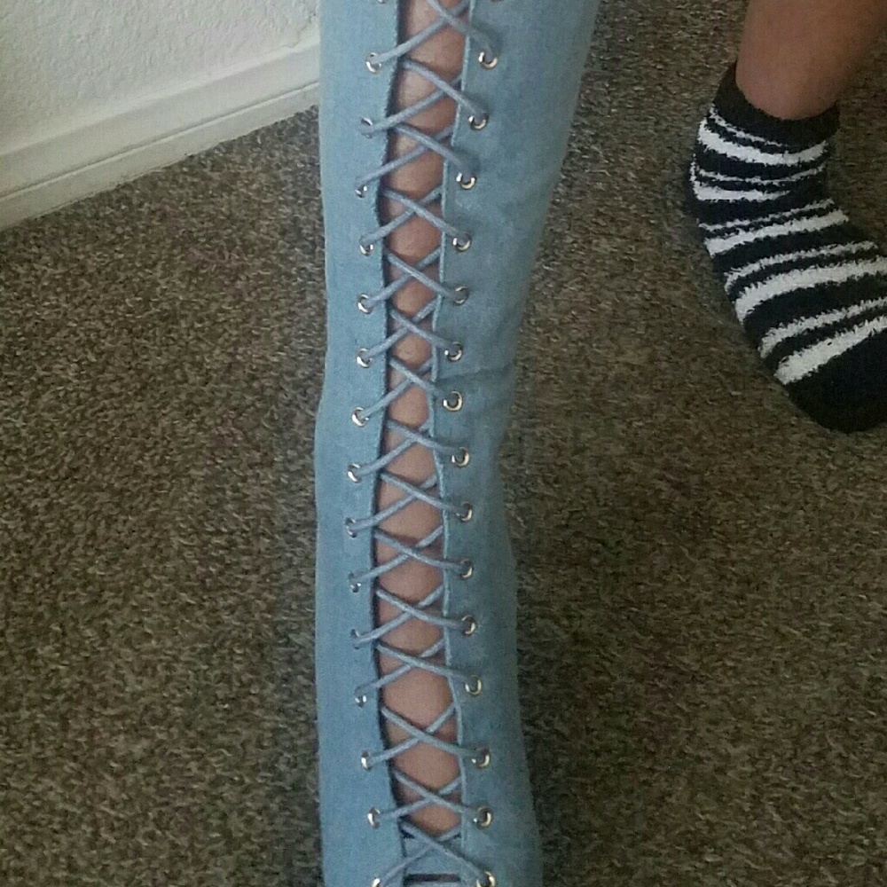KNEE HIGH DENIM BOOTS
