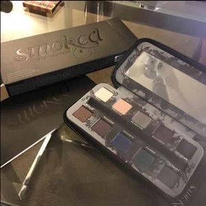 Urban decay smoked palette