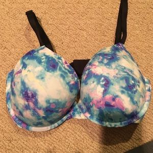 Excellent used Victoria secret bra