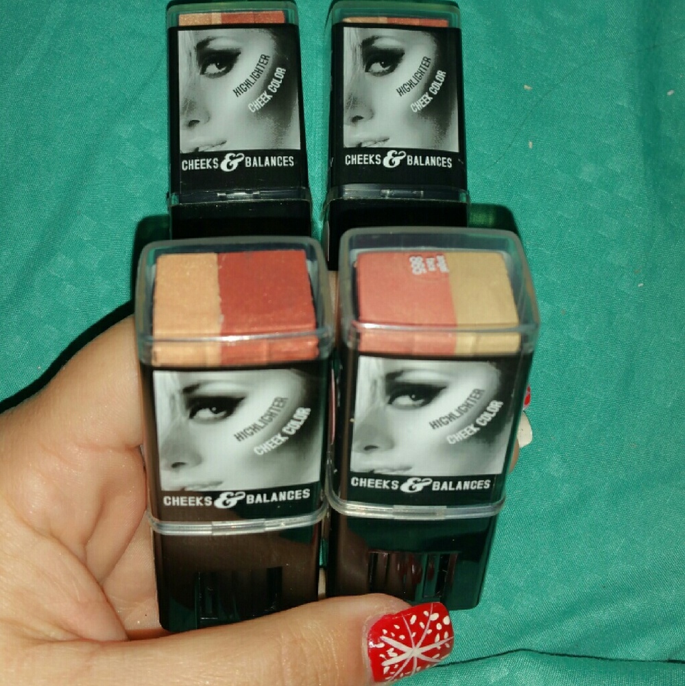 Hard candy makeup - Picture 3 of 3