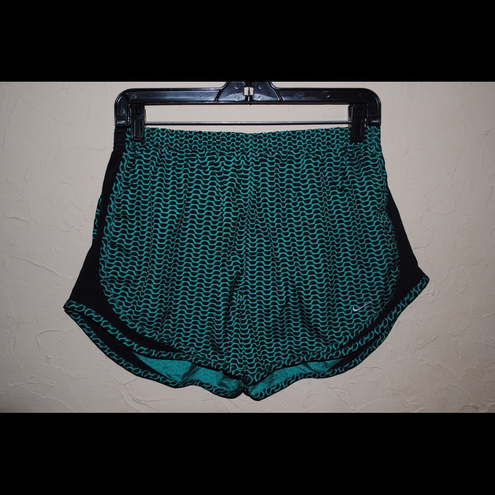 Nike tempo printed running shorts