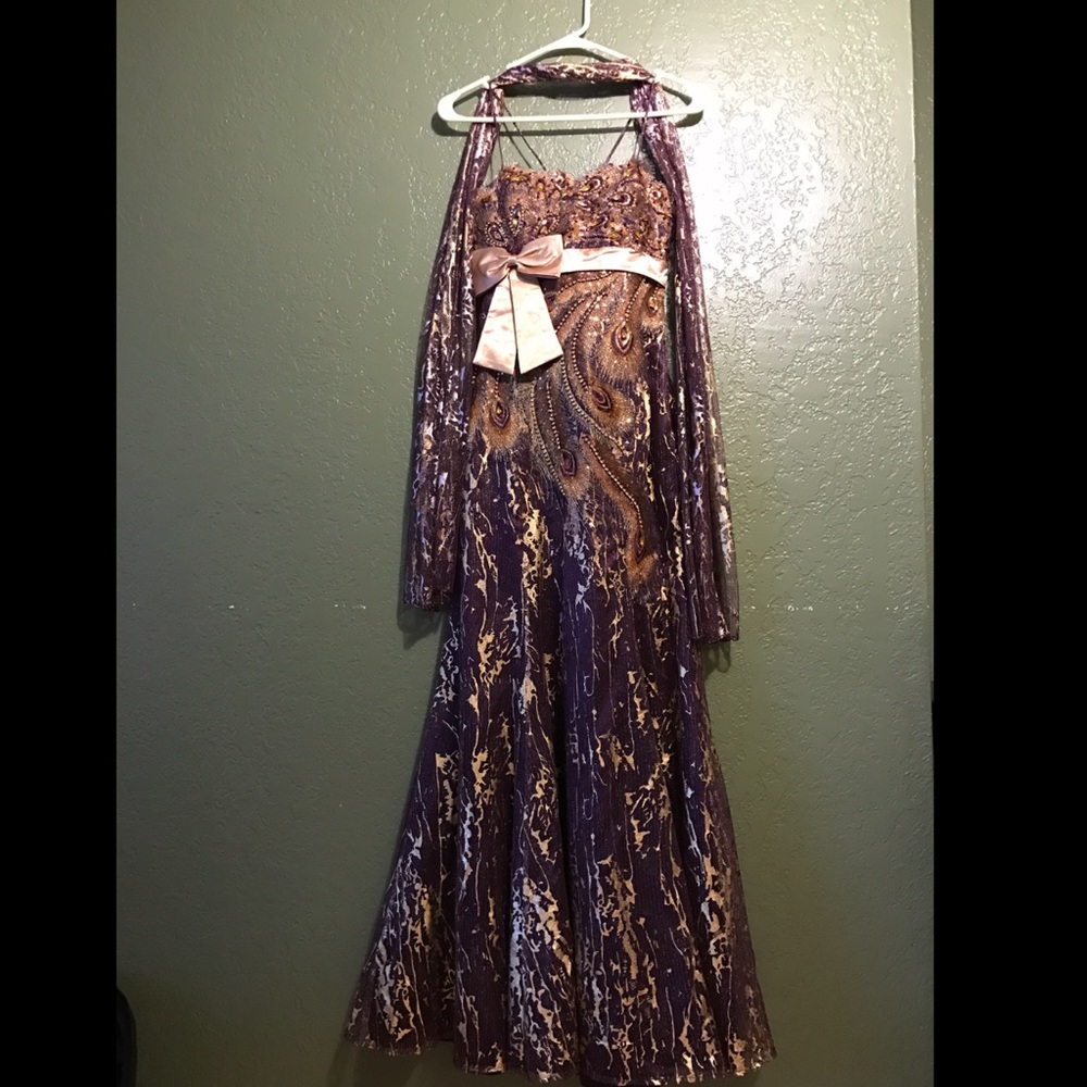 Beautiful Vintage Purple & Gold Prom Dress