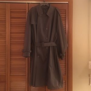 Men's Oleg Cassini vintage trench coat