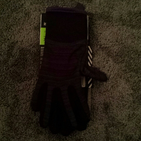 Smart touch gloves - Picture 2 of 3