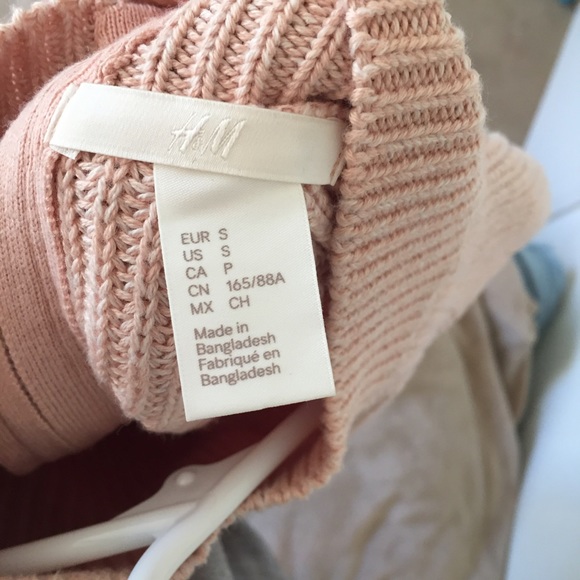 Peach H&M sweater- BNWOT - Picture 3 of 3