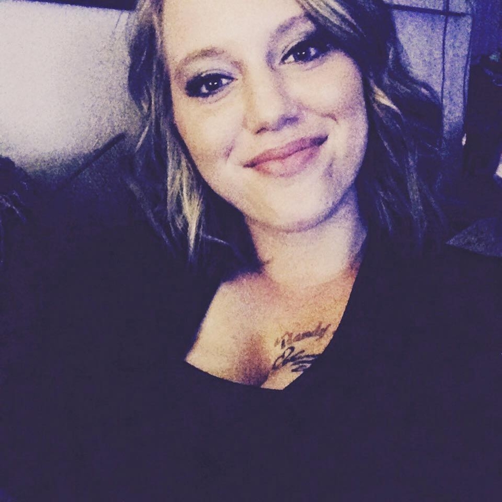 Meet your Posher, Hailey