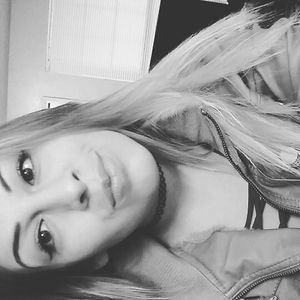 Meet your Posher, Mayra