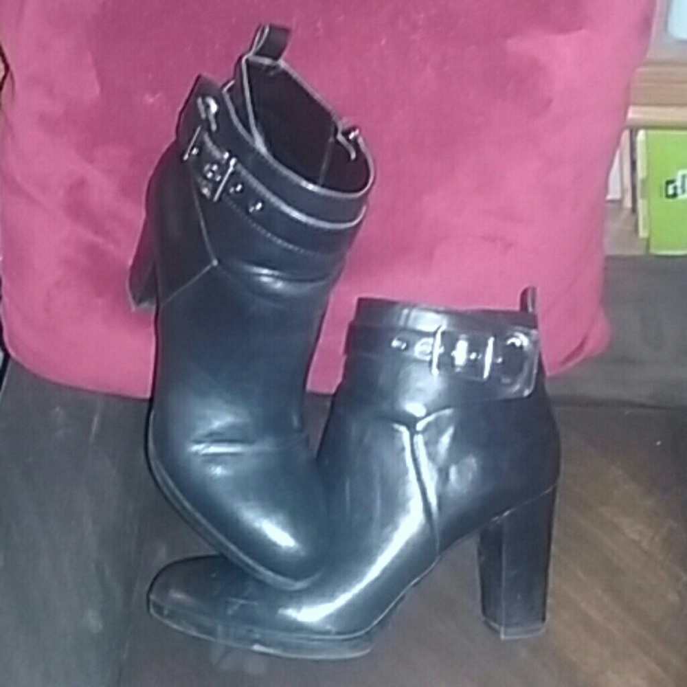 Cute Franco Sarto Ankle Boots