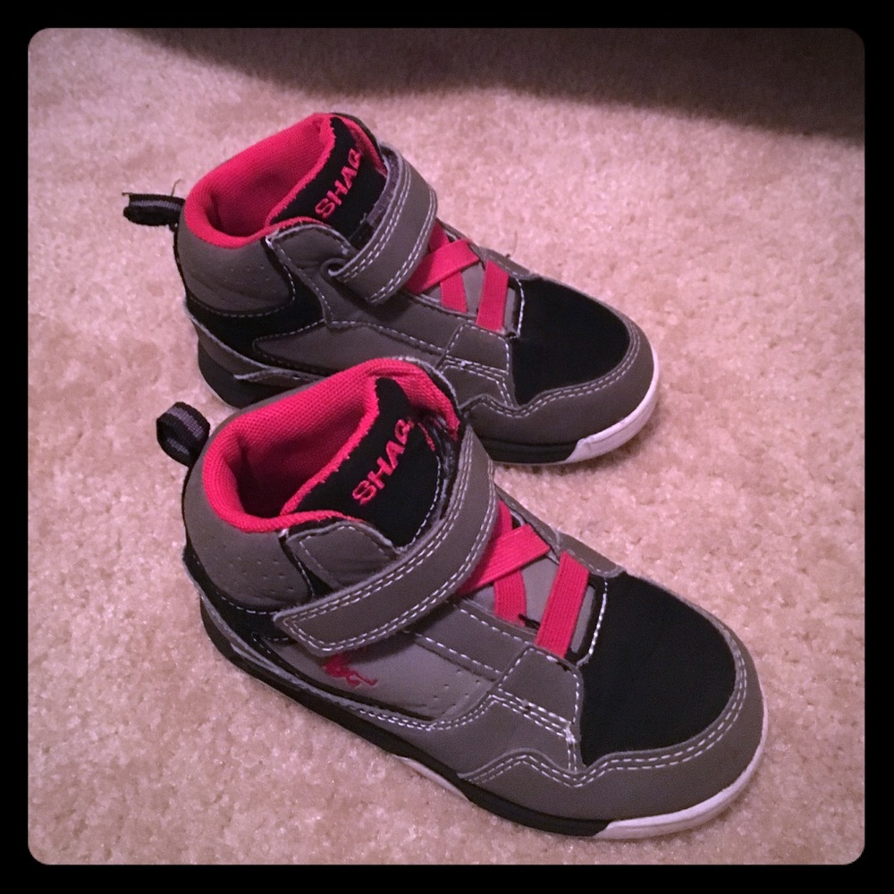 Shaq boys shoe size 10