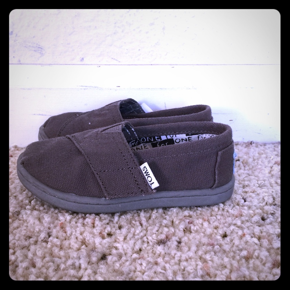 Size T6 Toms Shoes