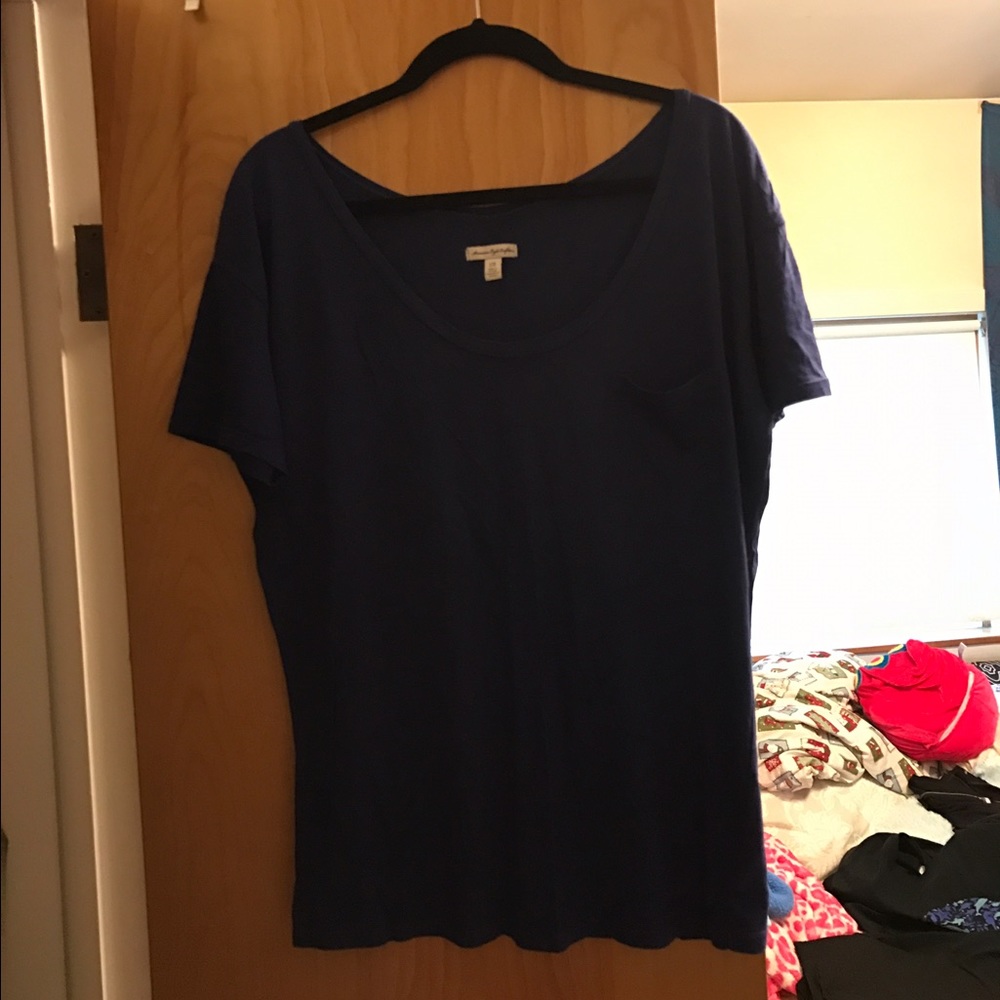 AE NWOT Short Sleeve Scoop Neck Tee Shirt