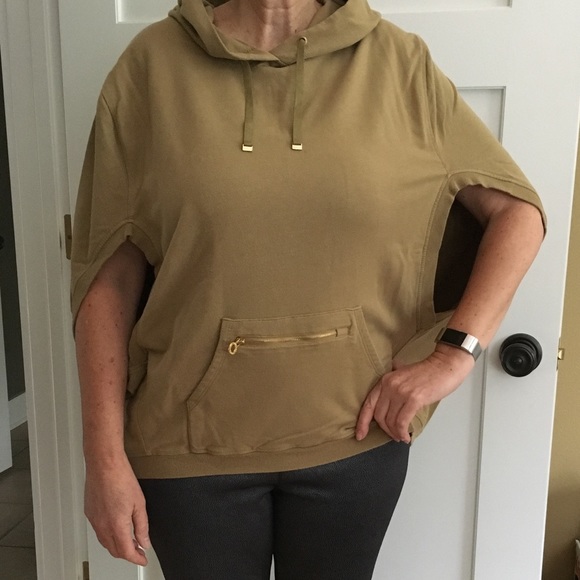 CLEARANCE! Calvin Klein Hooded Sweatshirt - Picture 5 of 6