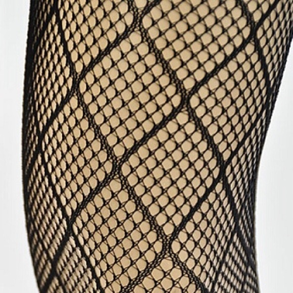 🆕Pyramid Fishnet Stockings - Picture 2 of 4
