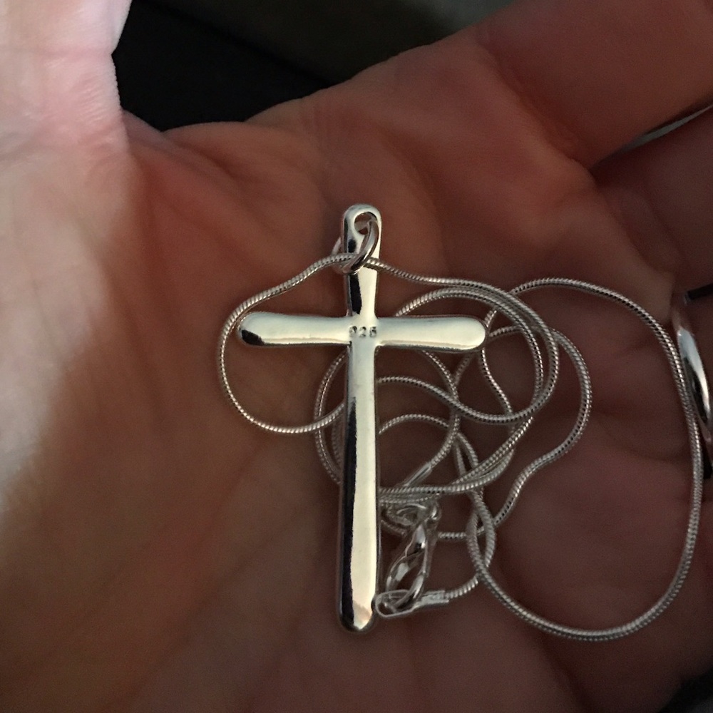 STERLING .925 SILVER CROSS & CHAIN NWT 🌹🌹🌹
