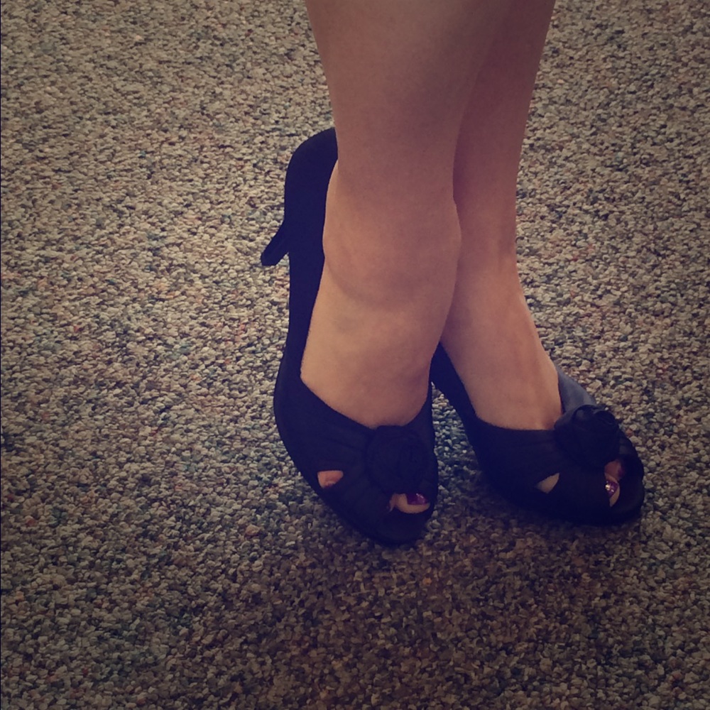 Black heels