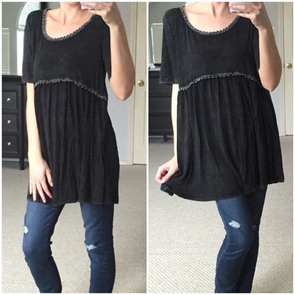 Tops - LAST ITEM▫️Black Vintage Wash Babydoll Swing Tee
