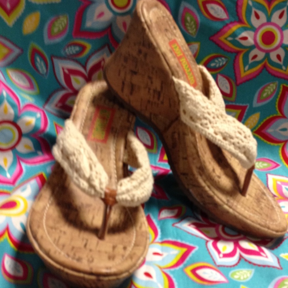 Hot Tomato cork wedge shoes 7