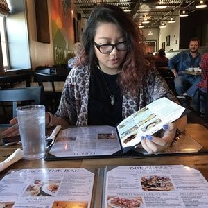 Meet your Posher, Cindy