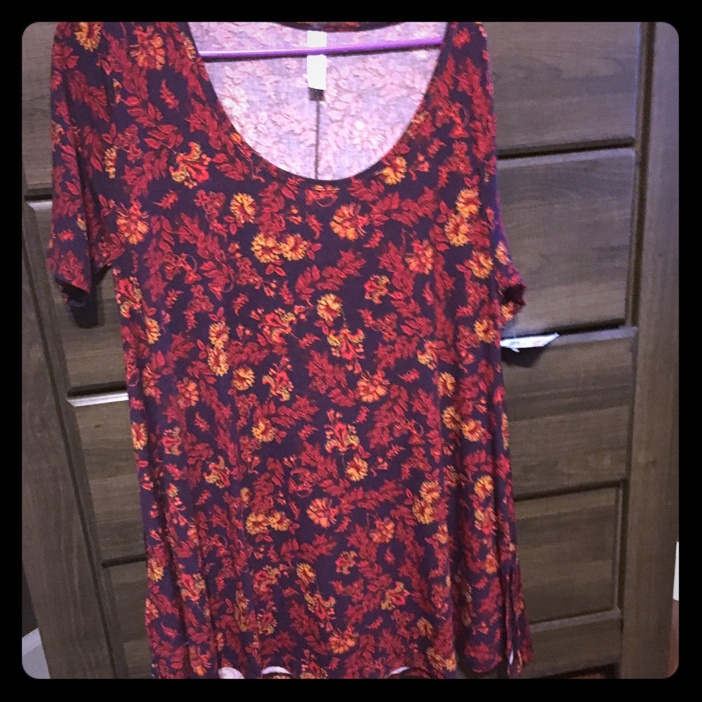Lularoe perfect T