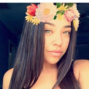 Meet your Posher, Zully