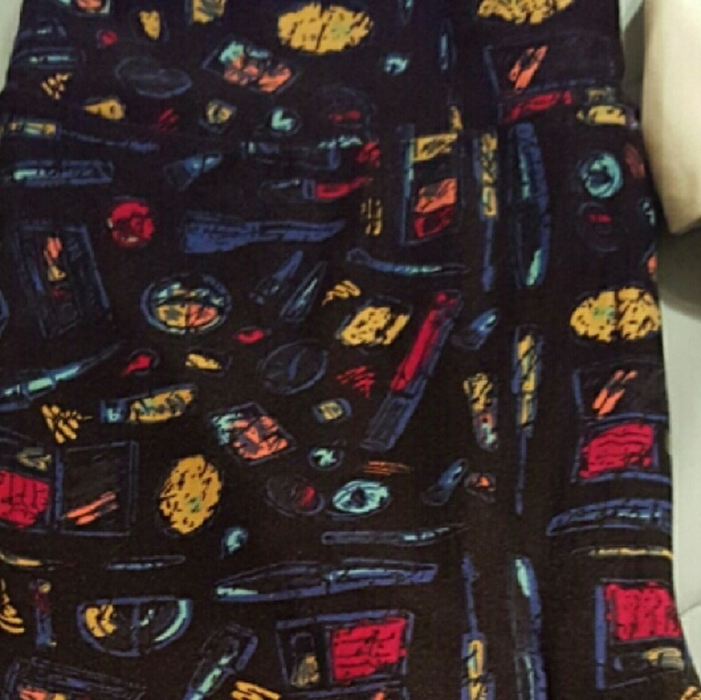 **price reduced** Lularoe makeup artist leggings